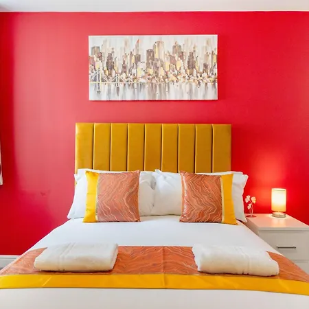 Apartment New! Stylish 5-bed In Stockton-on-tees By With Us, Perfect For Contractors & Large Groups, Free Parking! Thornaby on Tees