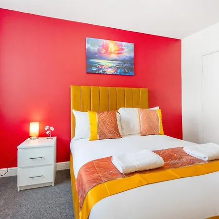 Apartment New! Stylish 5-bed In Stockton-on-tees By With Us, Perfect For Contractors & Large Groups, Free Parking! *