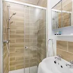 New! Stylish 5-bed In Stockton-on-tees By With Us, Perfect For Contractors & Large Groups, Free Parking! Apartment Thornaby on Tees