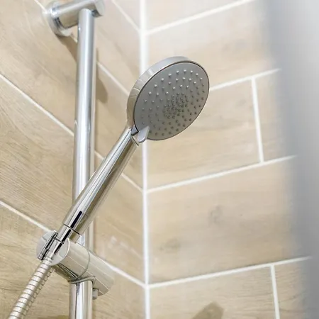 公寓 New! Stylish 5-bed In Stockton-on-tees By With Us, Perfect For Contractors & Large Groups, Free Parking! 蒂诗上的索纳比