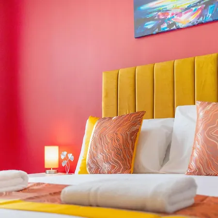 New! Stylish 5-bed In Stockton-on-tees By With Us, Perfect For Contractors & Large Groups, Free Parking! * 蒂诗上的索纳比