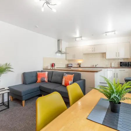 公寓 New! Stylish 5-bed In Stockton-on-tees By With Us, Perfect For Contractors & Large Groups, Free Parking!