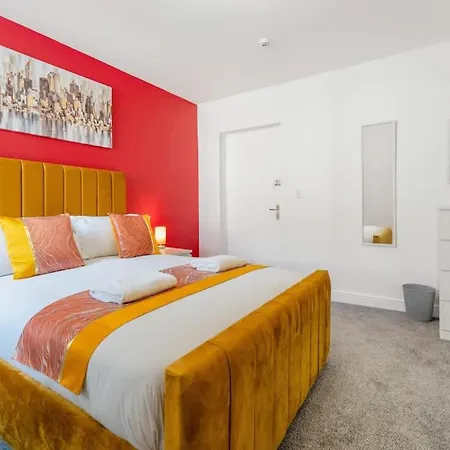 Appartement New! Stylish 5-bed In Stockton-on-tees By With Us, Perfect For Contractors & Large Groups, Free Parking!